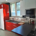 Urban Апартаменти *